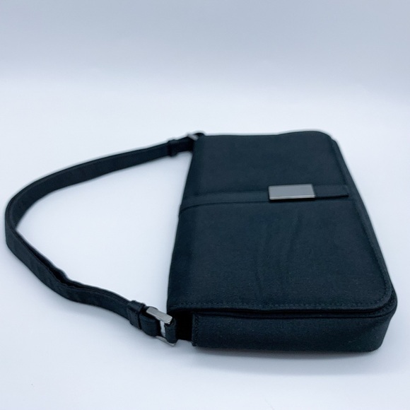 Gucci Satin Mini Flap Mini Handbag in Black - Picture 3 of 14